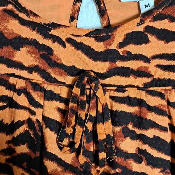 WALTER BAKER Wild Cat Lilly Mini Trapeze Dress Medium - Picture 12 of 12
